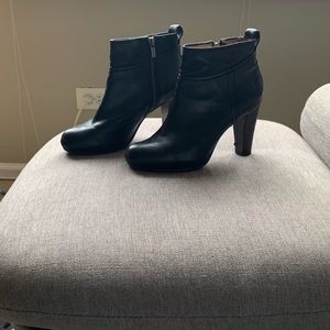 Frye Miranda Stud Bootie Size 6